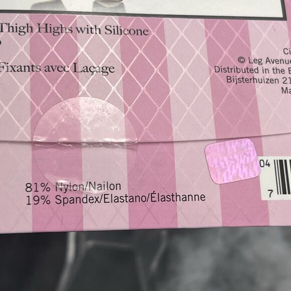 Leg Avenue Queen Size Black Fishnets Style 9122Q Halloween Costume Silicone Lace - Picture 9 of 11